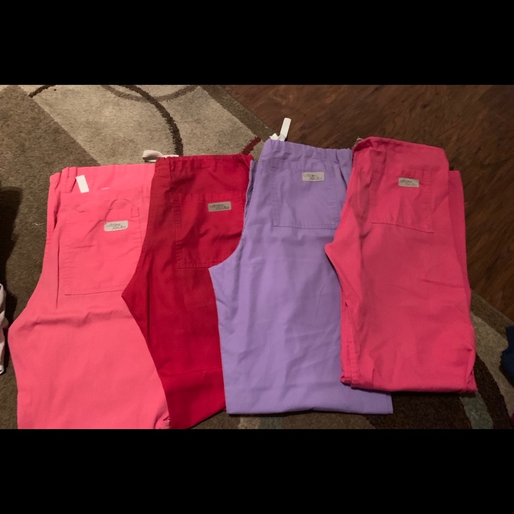 Urbane scrubs size small